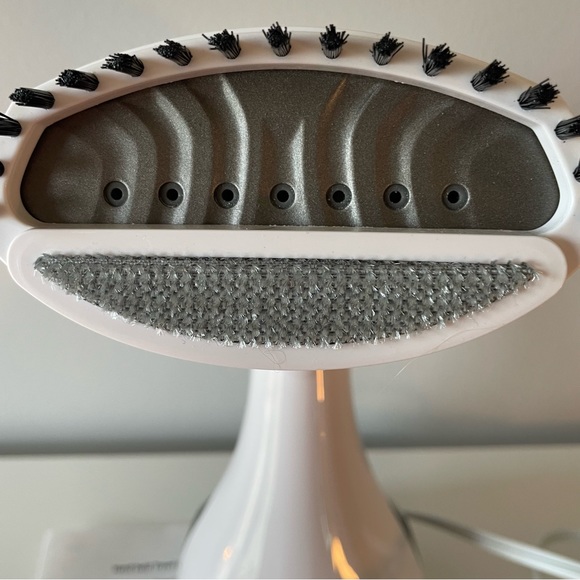 🐝🐝🐝 MagicPro clothes steamer, nearly new! EUC - Picture 5 of 11